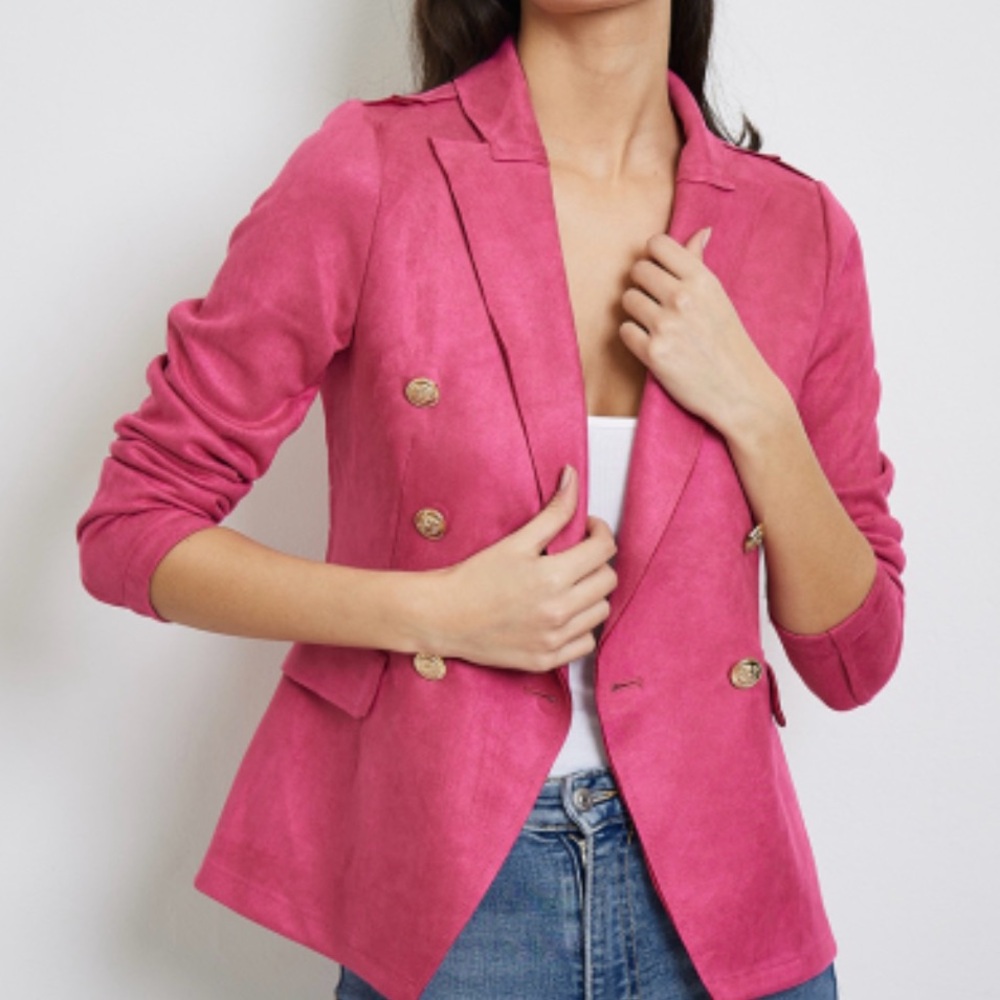 Attentif Paris gold medallion tweed pink blazer